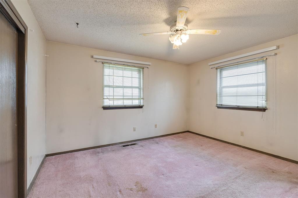 200 E Beech Avenue Property Photo 23