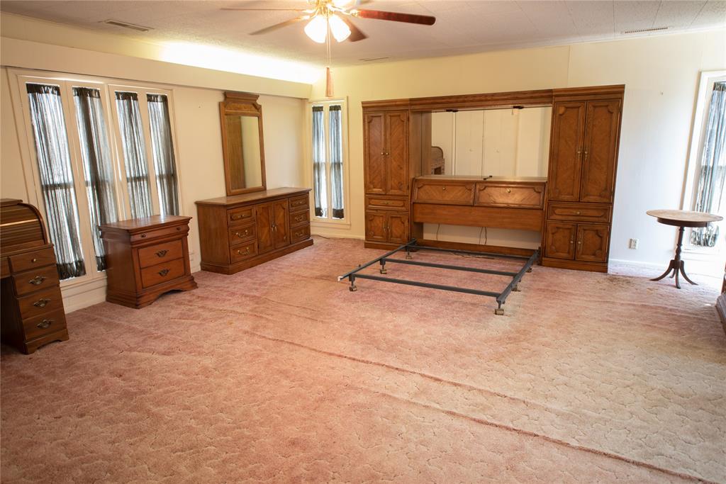 115 E Van Buren Street Property Photo 29
