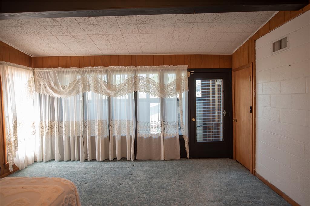 115 E Van Buren Street Property Photo 33