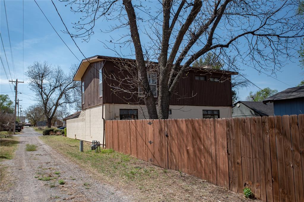 115 E Van Buren Street Property Photo 45