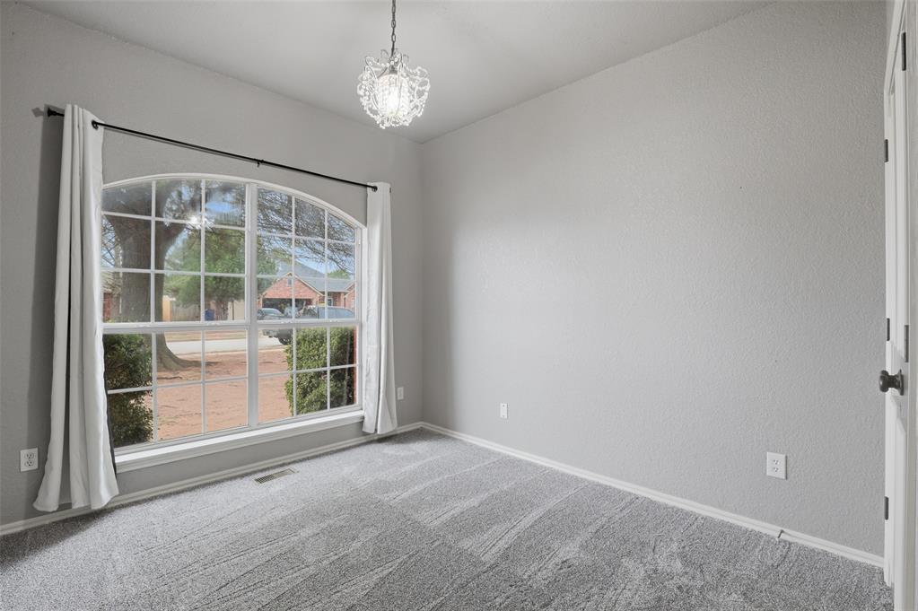 704 N Remington Way Property Photo 19