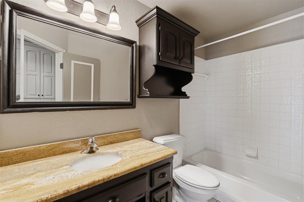 704 N Remington Way Property Photo 21