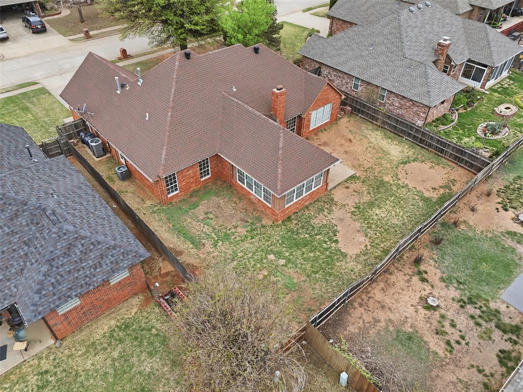 704 N Remington Way Property Photo 29