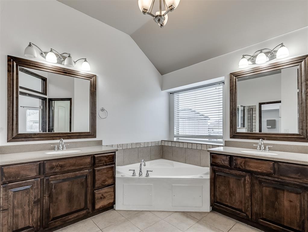 18501 El Greco Drive Property Photo 24