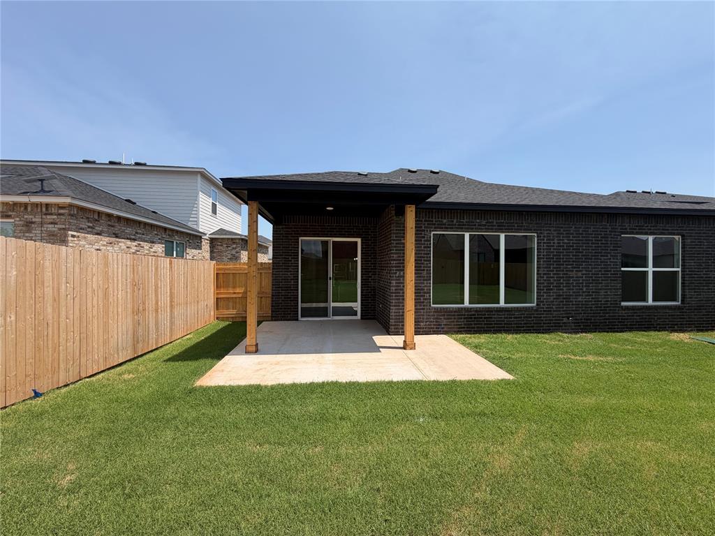 15513 Echo Park Drive Property Photo 31