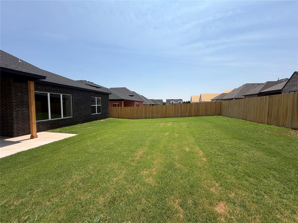 15513 Echo Park Drive Property Photo 32