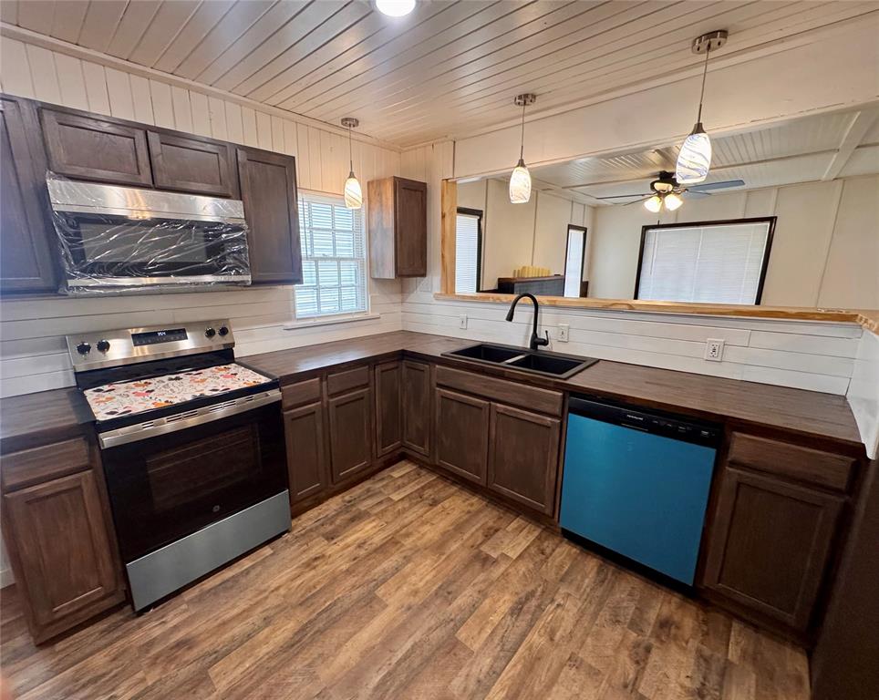 1003 Mckinley Street Property Photo 7