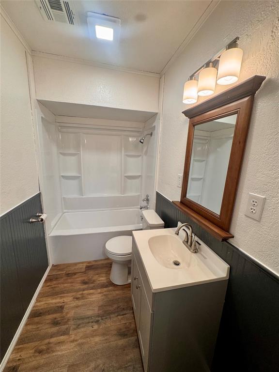 1003 Mckinley Street Property Photo 19