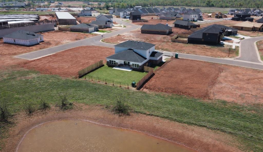 18020 Fields Drive Property Photo 2