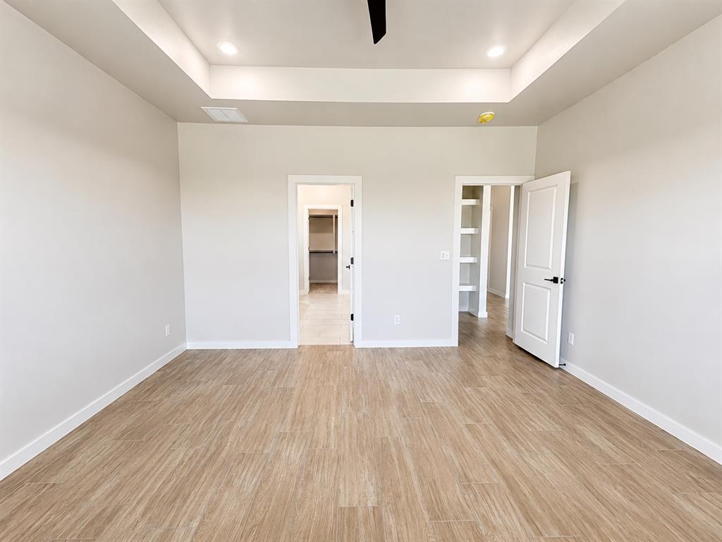 18020 Fields Drive Property Photo 11