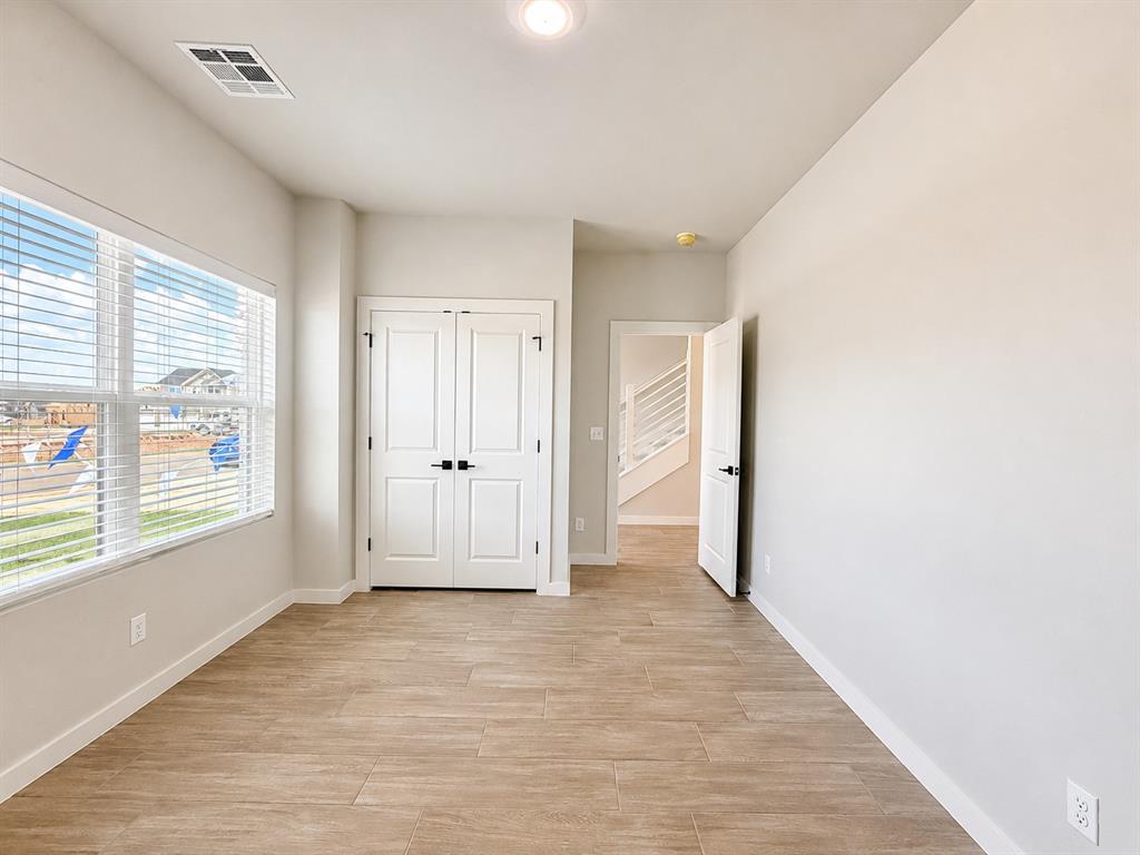 18020 Fields Drive Property Photo 18