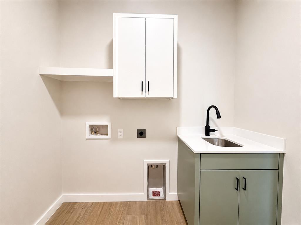 18020 Fields Drive Property Photo 32