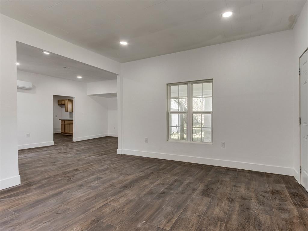 509 E Cherry Street Property Photo 6