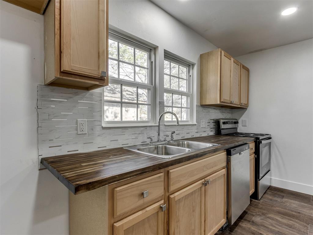 509 E Cherry Street Property Photo 9