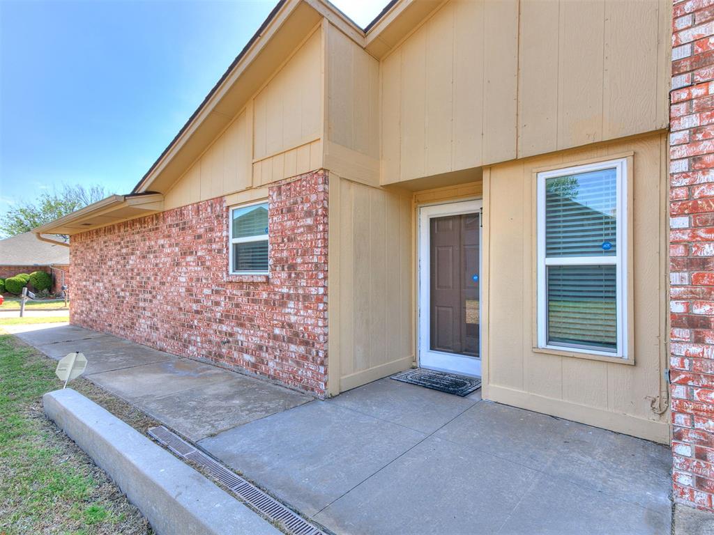 317 Sw 92nd Street Property Photo 3