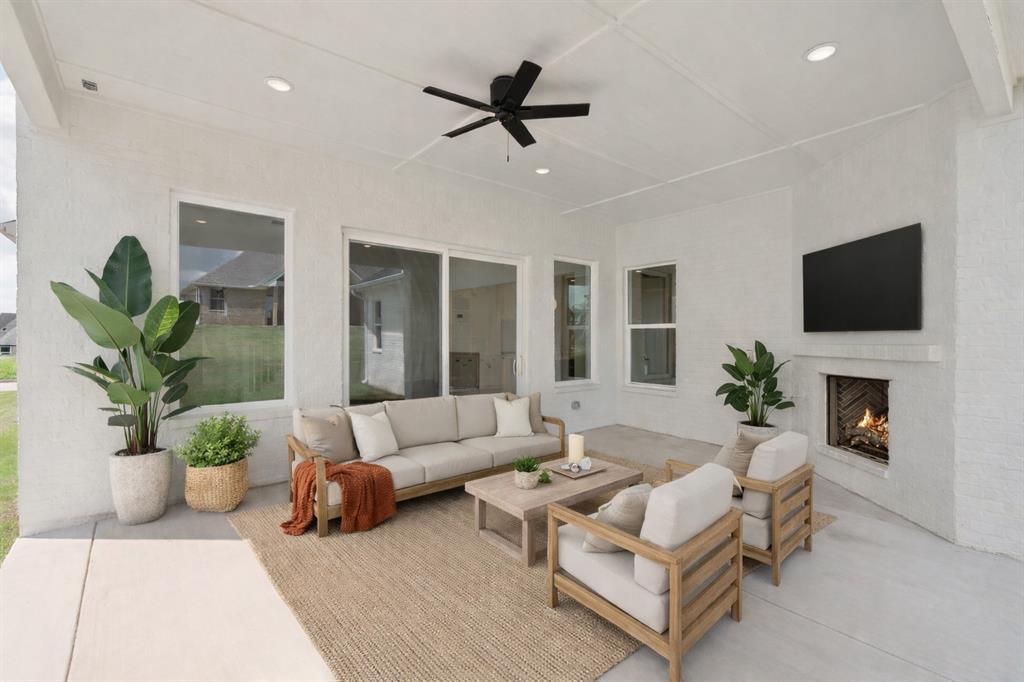 8033 Cal Drive Property Photo 1