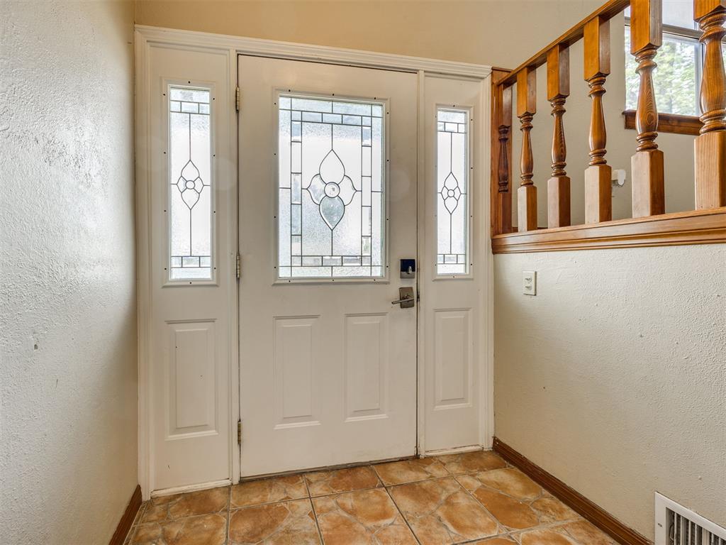 649 W Beam Avenue Property Photo 3