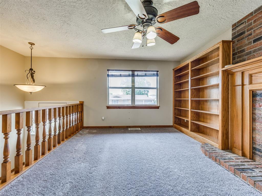 649 W Beam Avenue Property Photo 4