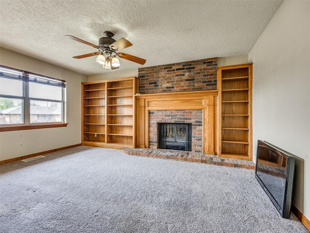 649 W Beam Avenue Property Photo 5