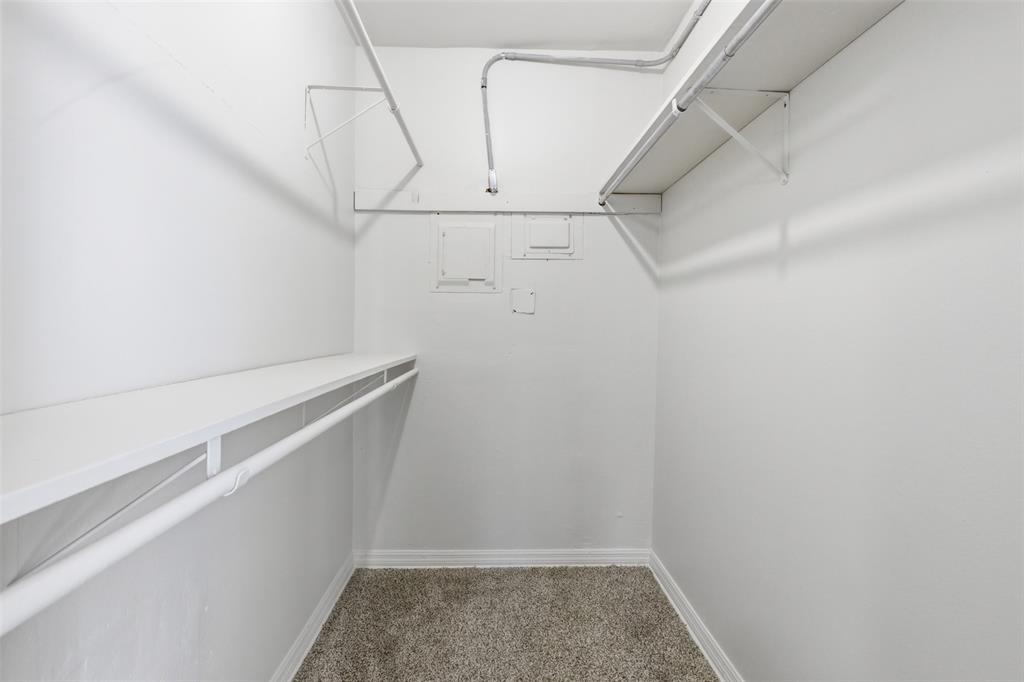 6100 N Brookline 28 Property Photo 16