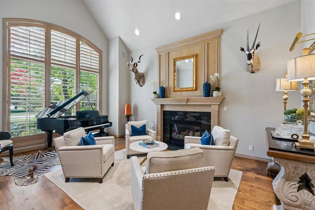 18709 Saddle River Drive Property Photo 8