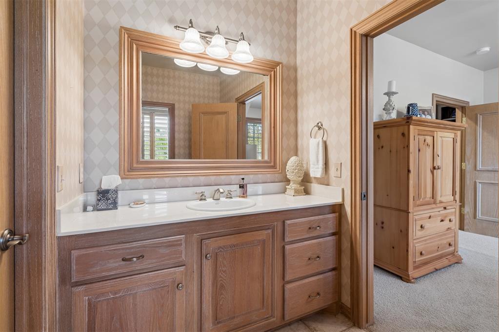 18709 Saddle River Drive Property Photo 26