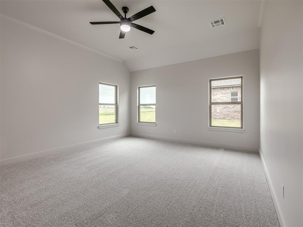2114 W Cole Drive Property Photo 18