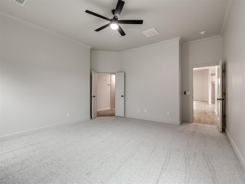 2114 W Cole Drive Property Photo 19