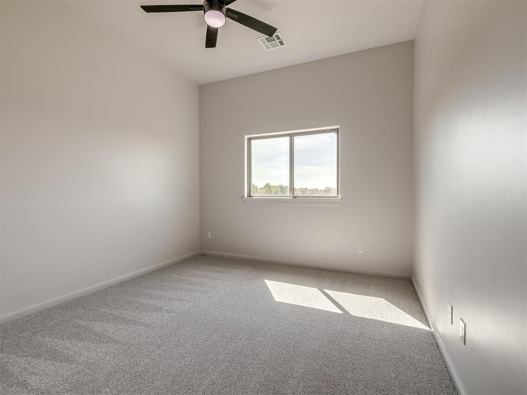 2114 W Cole Drive Property Photo 30