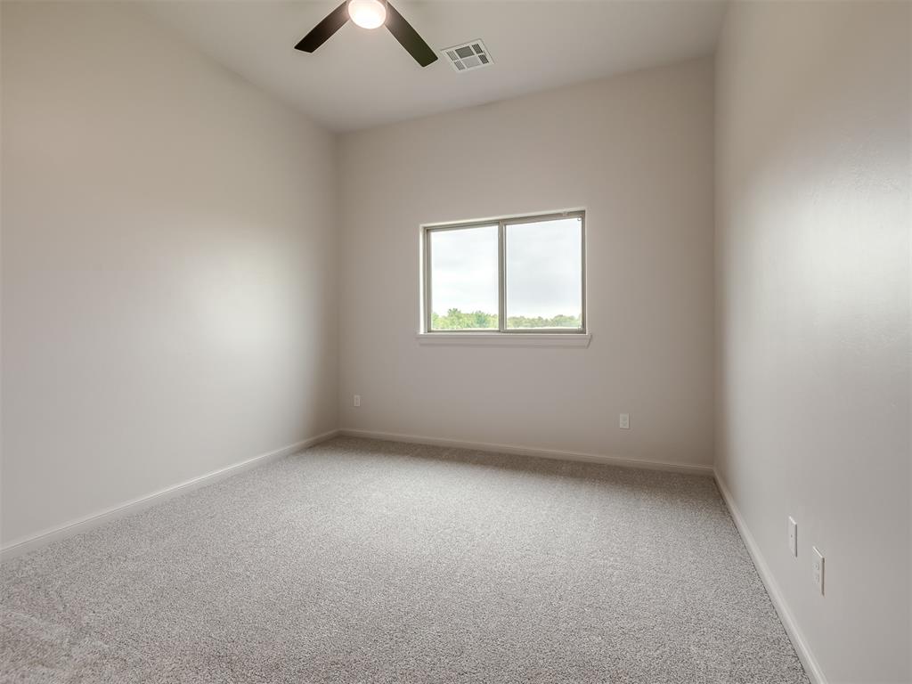 2114 W Cole Drive Property Photo 35