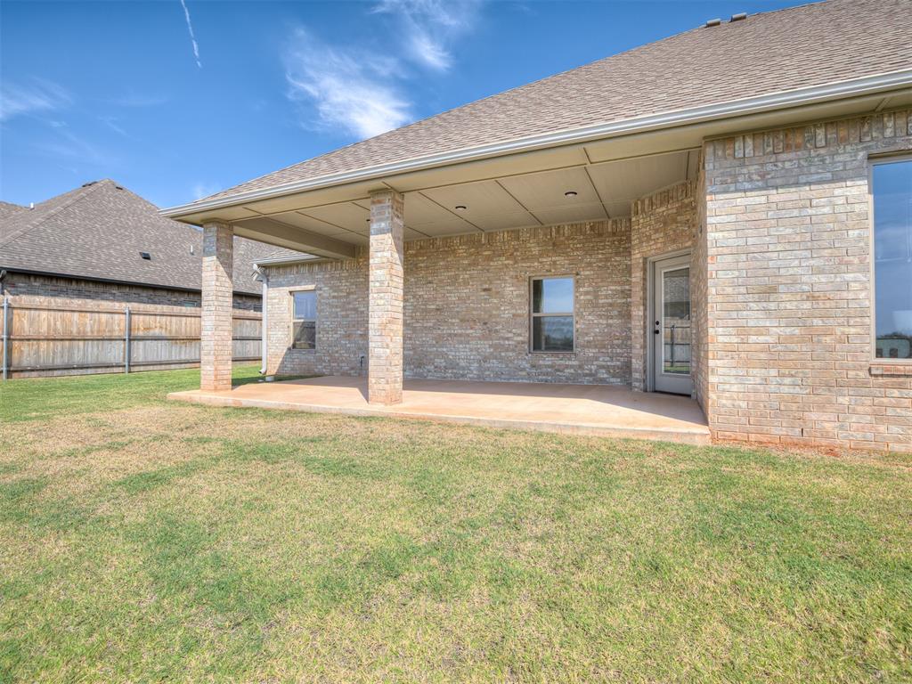 2114 W Cole Drive Property Photo 37