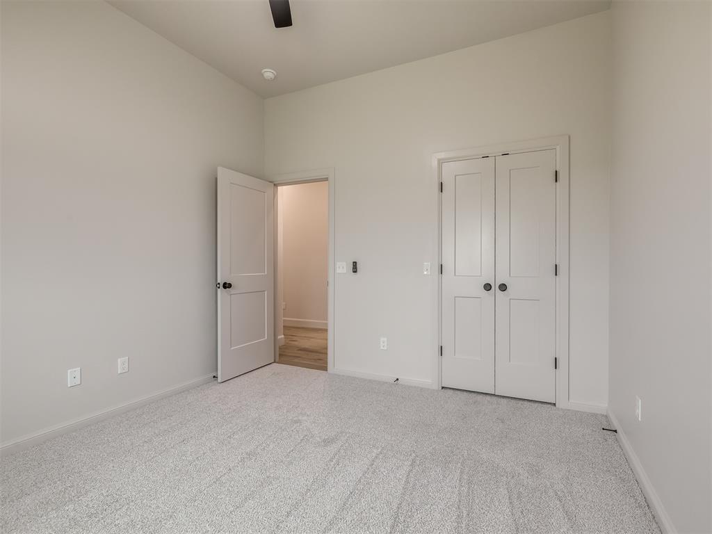 2114 W Cole Drive Property Photo 40
