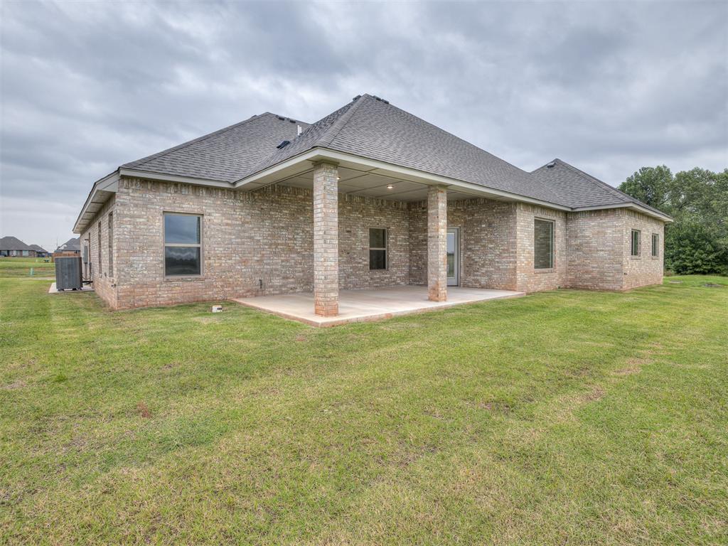 2114 W Cole Drive Property Photo 43