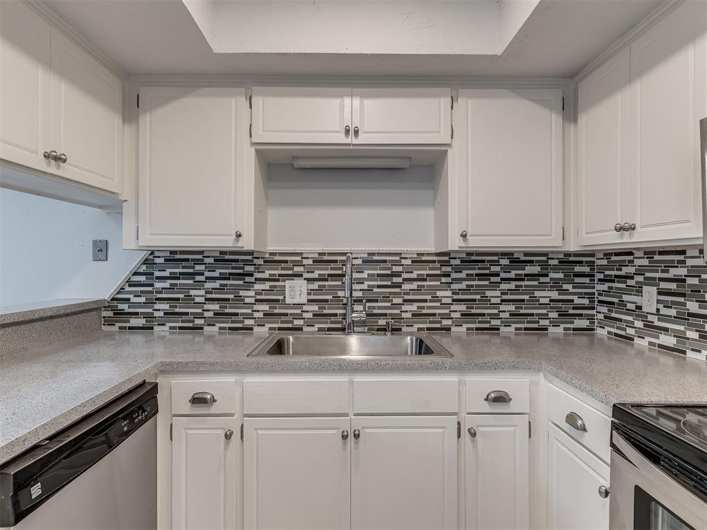 3719 River Oaks Drive Property Photo 10