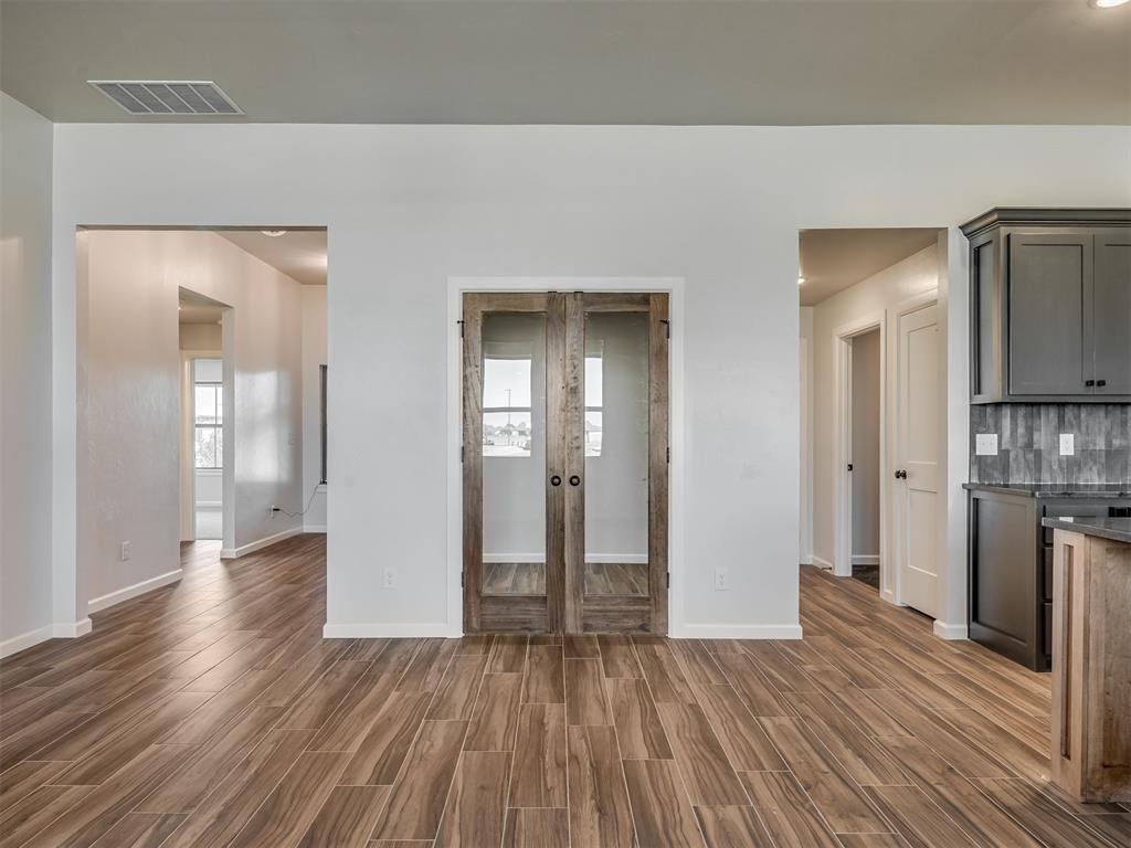 5105 Misty Wood Lane Property Photo 6