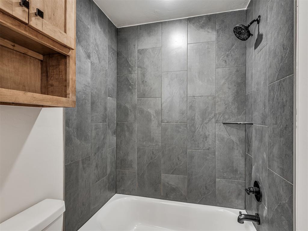 5105 Misty Wood Lane Property Photo 32