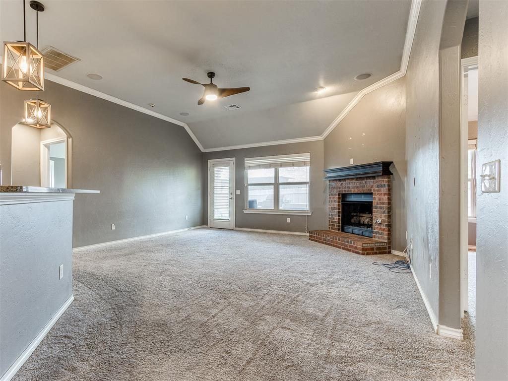 9108 Nw 86th Court Property Photo 6