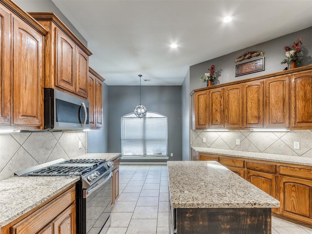 9108 Nw 86th Court Property Photo 12