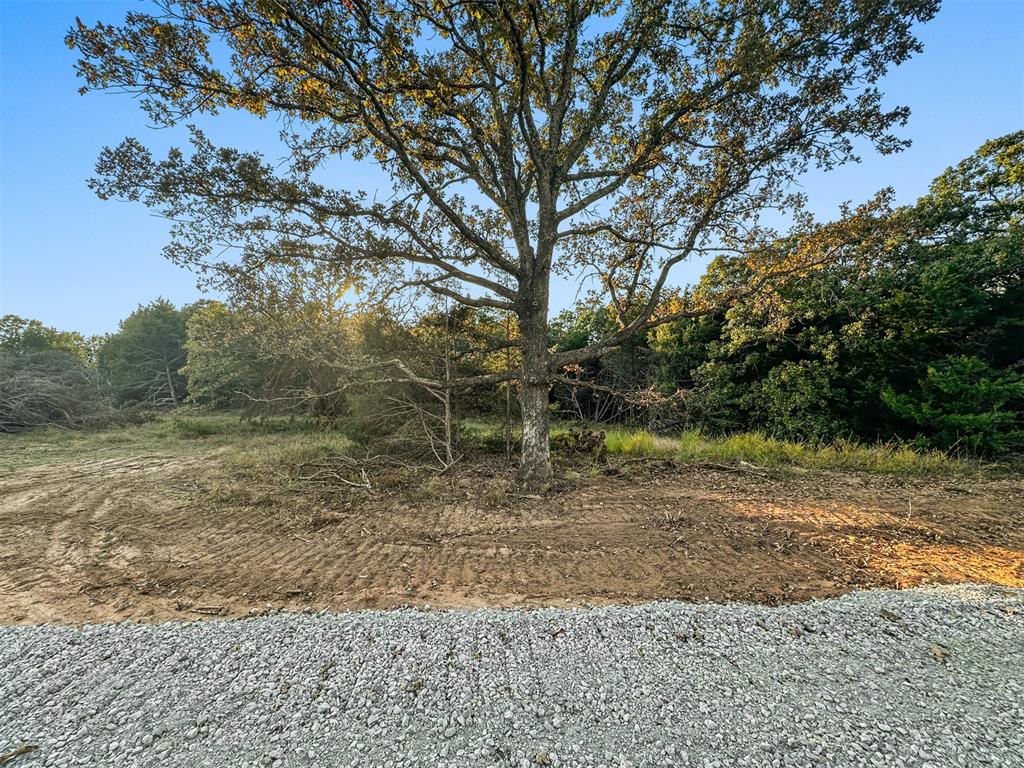 002 E 1060 Road Property Photo 18