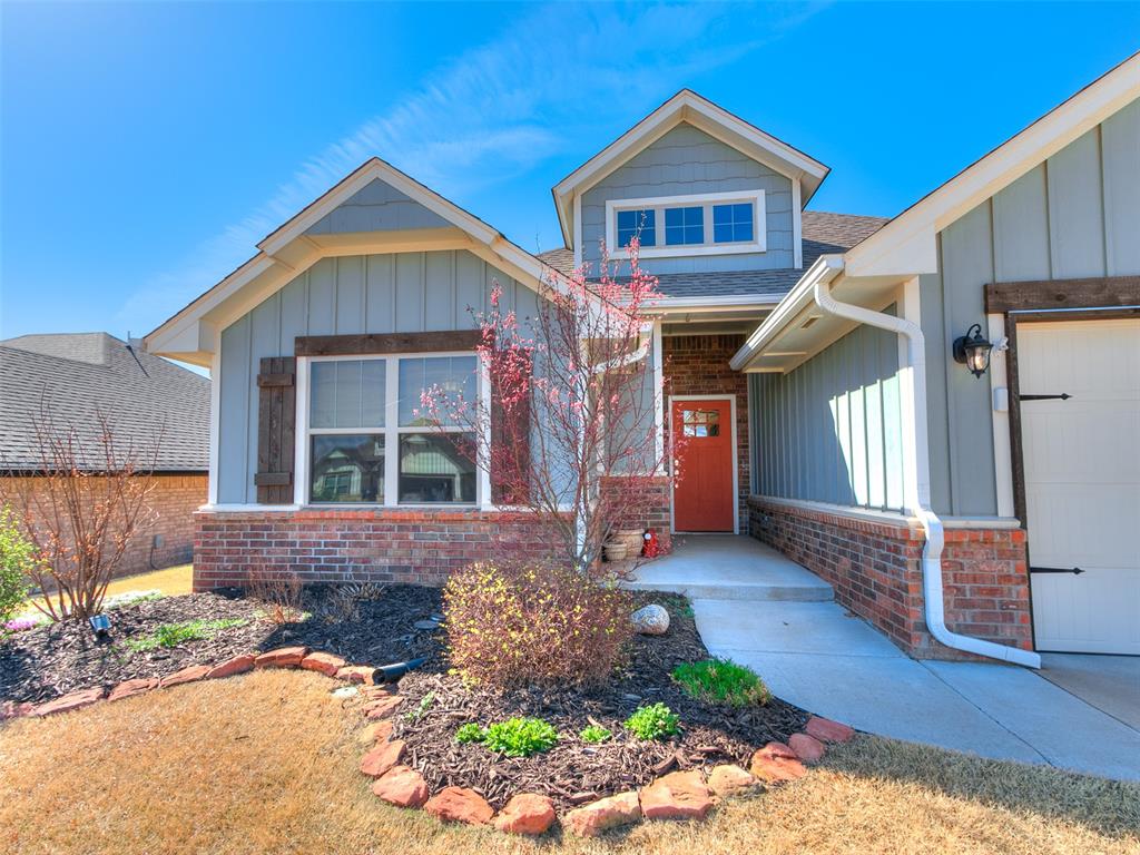 3724 Standing Rock Avenue Property Photo 3