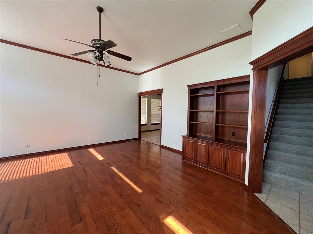 1404 Nw 165th Court Property Photo 6