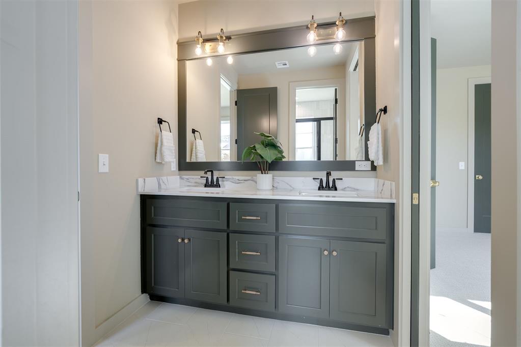 7325 Skipping Stone Drive Property Photo 40