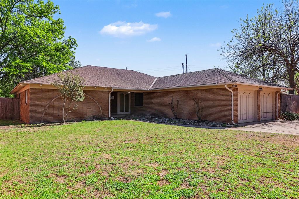 5004 Nw 61st Place Property Photo 3