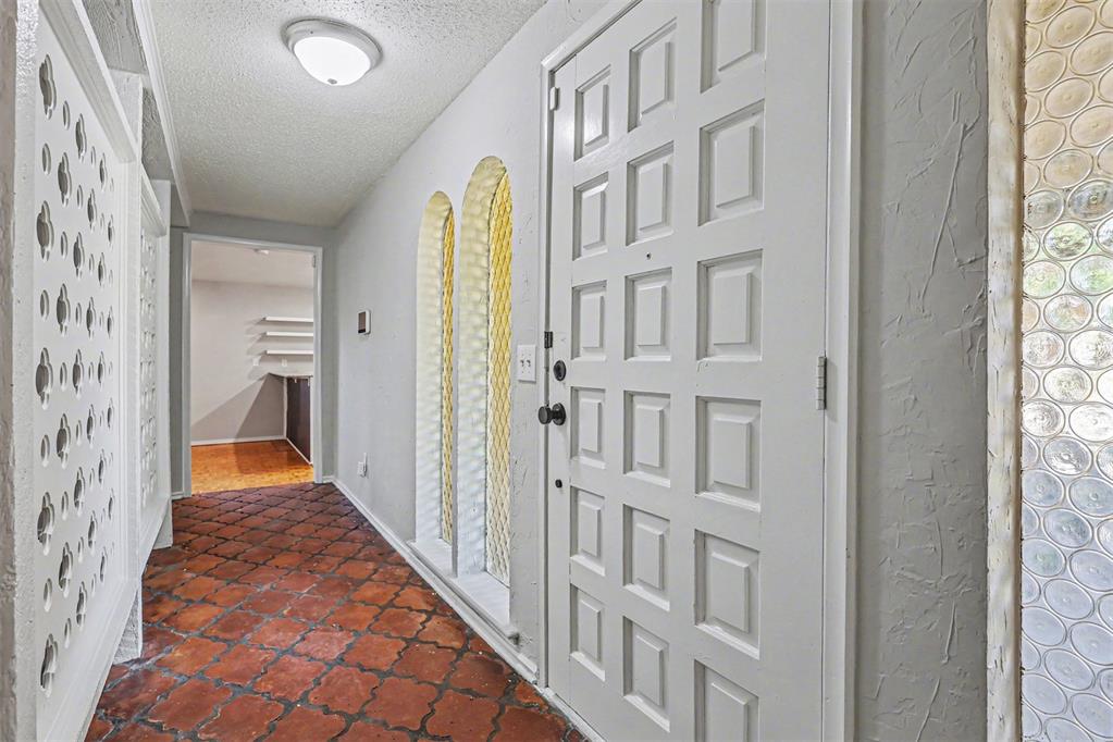 5004 Nw 61st Place Property Photo 4