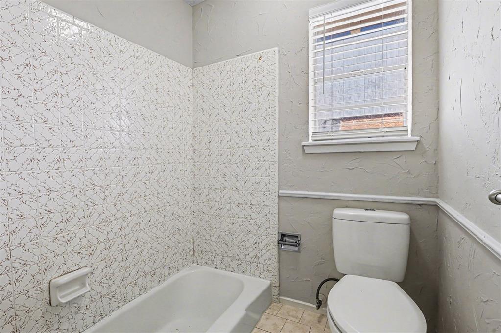 5004 Nw 61st Place Property Photo 27