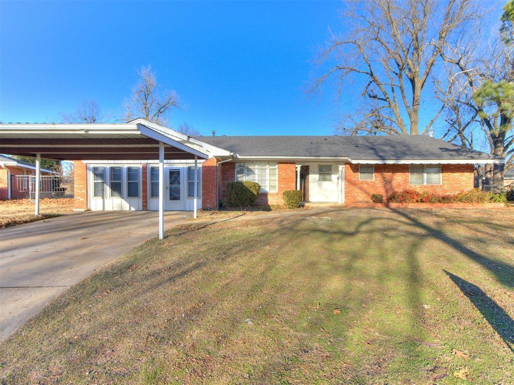 421 Foreman Avenue Property Photo 1