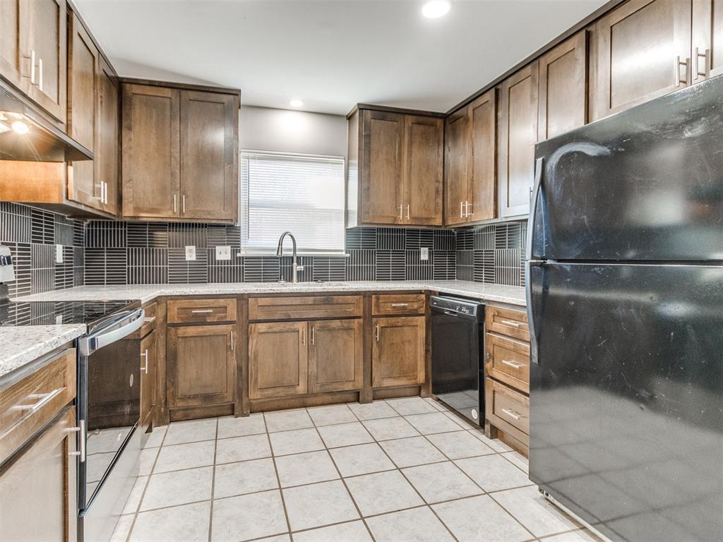 421 Foreman Avenue Property Photo 7