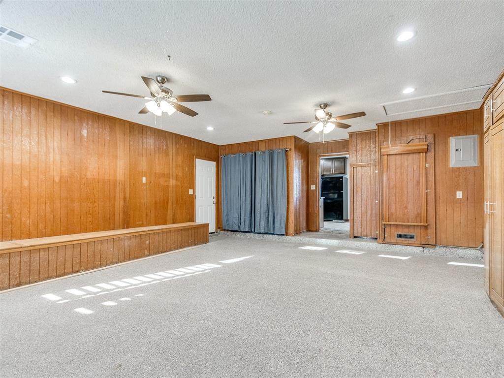 421 Foreman Avenue Property Photo 13