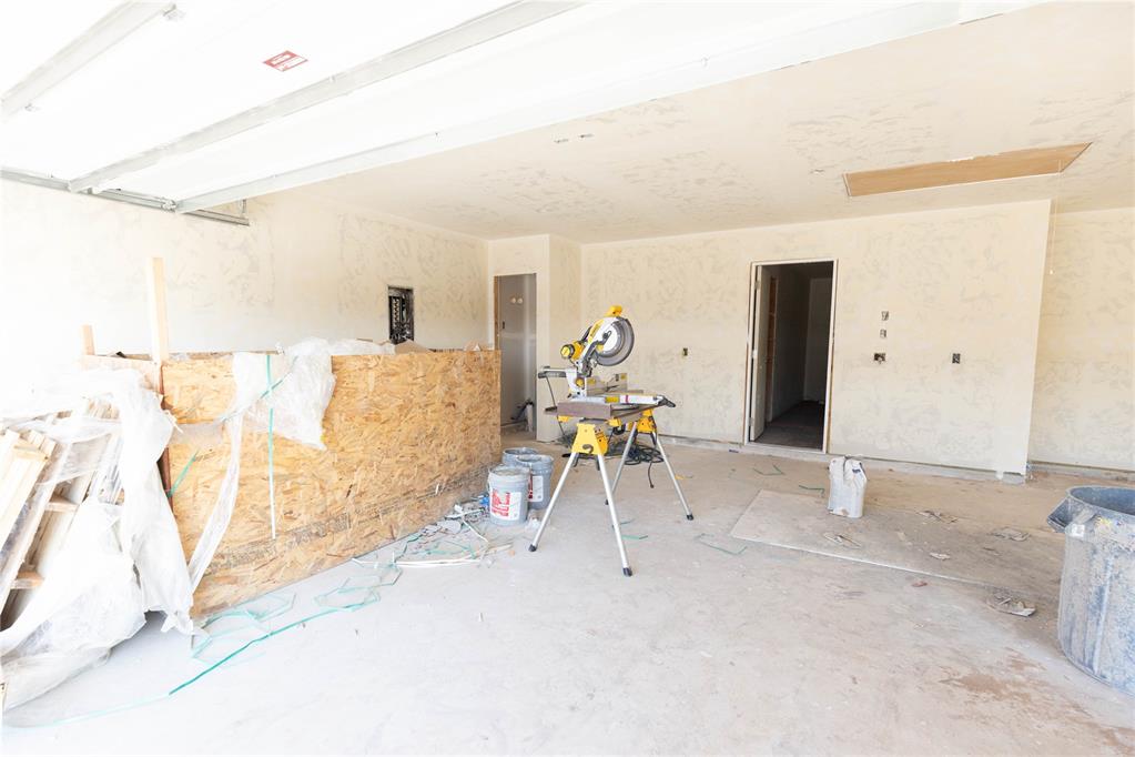 11101 Nw 90th Street Property Photo 27