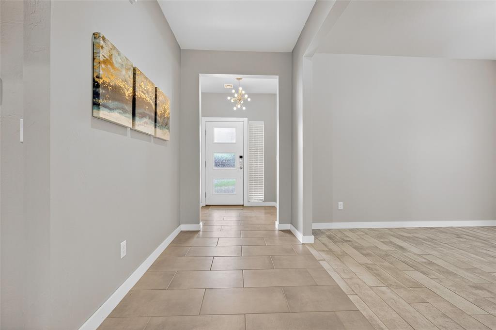 624 Nw 179th Street Property Photo 5